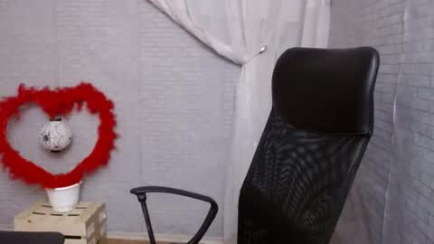 janaloveli online show from 03/11/25, 09:37