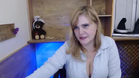 janaloveli online show from 10/22/25, 07:57