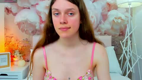 Snapshot of jane__brown chatting on 05/22/26, 12:33 Jane online show from 05/22/26, 12:33