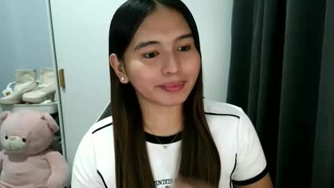 YOUR LOVELY JANE online show from 11/16/25, 09:42