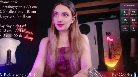 Snapshot of jane_goddes chatting on 01/18/26, 07:39 Rude and greedy bitch Professor of Micropenisology online show from 01/18/26, 07:39