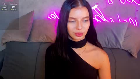 Eva online show from 11/06/25, 12:55