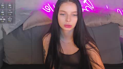 Eva online show from 11/28/25, 12:24