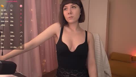 jane_kinn online show from 11/13/25, 04:17