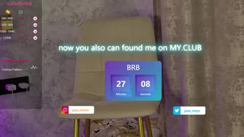 Snapshot of jane_meys chatting on 01/12/25, 11:07 your kitty JANE roawww online show from 01/12/25, 11:07