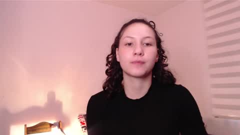 Snapshot of jane_r chatting on 12/22/24, 10:25 Jane online show from 12/22/24, 10:25