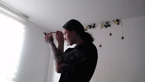 Snapshot of jane_r chatting on 01/15/25, 09:51 Jane online show from 01/15/25, 09:51