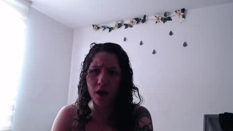 Snapshot of jane_r chatting on 02/01/25, 06:08 Jane online show from 02/01/25, 06:08