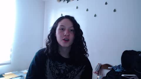 Snapshot of jane_r chatting on 02/01/25, 09:19 Jane online show from 02/01/25, 09:19