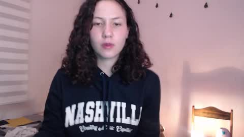 Snapshot of jane_r chatting on 02/04/25, 03:00 Jane online show from 02/04/25, 03:00