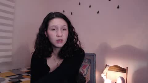 Snapshot of jane_r chatting on 02/05/25, 01:26 Jane online show from 02/05/25, 01:26