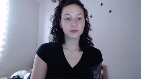 Snapshot of jane_r chatting on 02/05/25, 10:22 Jane online show from 02/05/25, 10:22