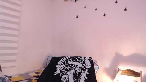 Snapshot of jane_r chatting on 02/06/25, 01:27 Jane online show from 02/06/25, 01:27