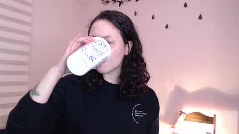 Snapshot of jane_r chatting on 02/10/25, 11:45 Jane online show from 02/10/25, 11:45