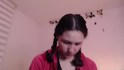 Snapshot of jane_r chatting on 02/22/25, 12:49 Jane online show from 02/22/25, 12:49