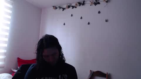 Snapshot of jane_r chatting on 03/08/25, 10:24 Jane online show from 03/08/25, 10:24