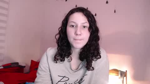 Snapshot of jane_r chatting on 03/11/25, 12:22 Jane online show from 03/11/25, 12:22