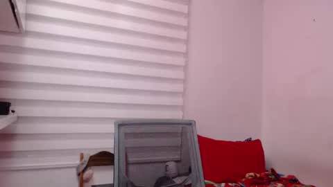 Snapshot of jane_r chatting on 09/11/25, 04:12 Jane online show from 09/11/25, 04:12