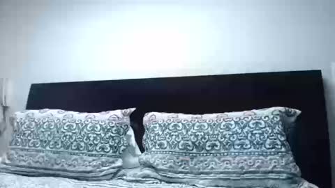 Snapshot of jane_r chatting on 09/20/25, 12:11 Jane online show from 09/20/25, 12:11