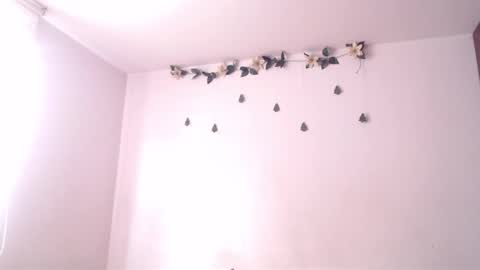 Snapshot of jane_r chatting on 02/13/26, 07:32 Jane online show from 02/13/26, 07:32