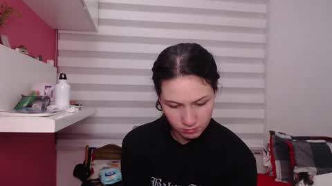 Snapshot of jane_r chatting on 03/13/26, 07:15 Jane online show from 03/13/26, 07:15