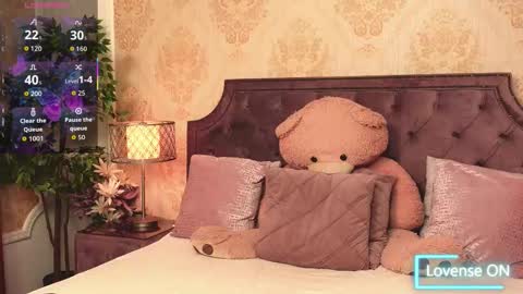 JaneDevine online show from 09/24/25, 06:17