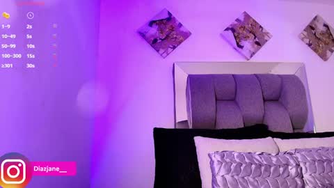 Jennifer online show from 04/05/26, 09:12