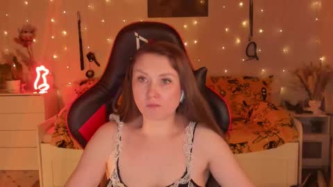 Snapshot of janegrey11 chatting on 12/13/25, 07:53 Jane online show from 12/13/25, 07:53