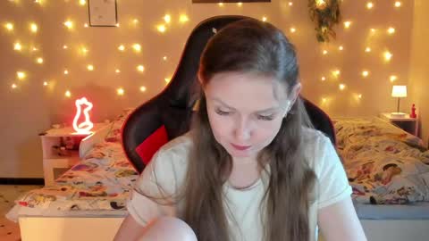 Snapshot of janegrey11 chatting on 06/08/26, 01:28 Jane online show from 06/08/26, 01:28
