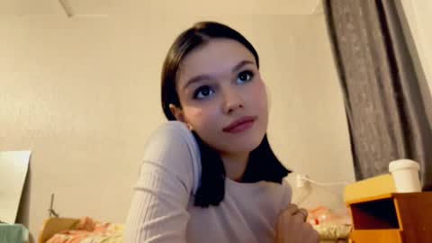 Aleksia online show from 11/30/25, 02:32