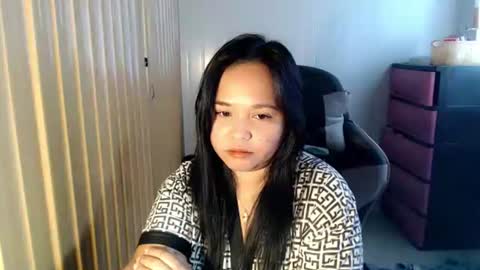 janicaslut_18 online show from 03/27/26, 01:11