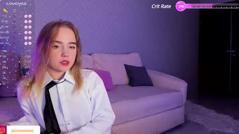 Snapshot of janice_sweet chatting on 02/10/25, 02:41 Janice online show from 02/10/25, 02:41