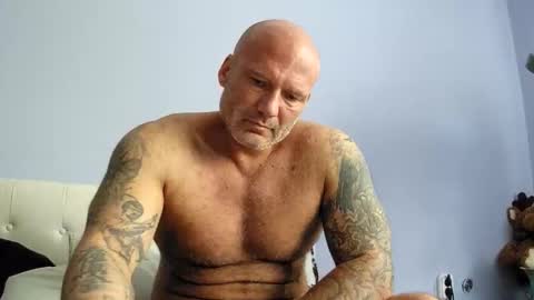 Snapshot of janika74 chatting on 09/11/25, 01:22 Work trkk driver online show from 09/11/25, 01:22