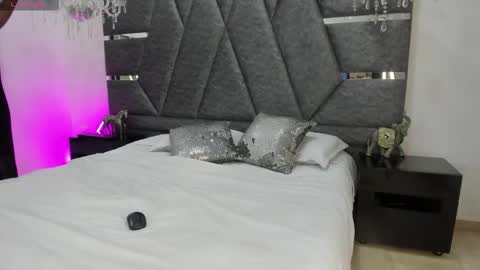 Janna online show from 02/08/26, 03:54