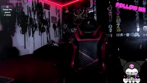 Snapshot of janna_ink chatting on 09/25/25, 11:19 online show from 09/25/25, 11:19