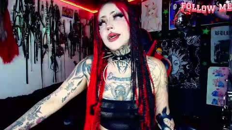      online show from 12/01/25, 12:48