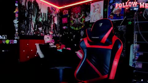      online show from 03/27/26, 10:53