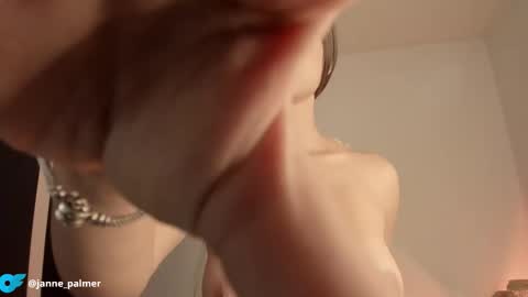 janne_palmer_ online show from 02/11/26, 03:06