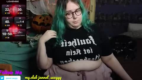 Jannet online show from 10/31/25, 12:55