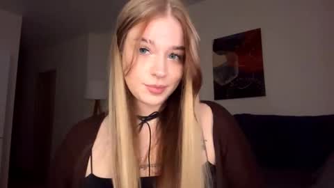 Janni online show from 10/17/25, 05:15