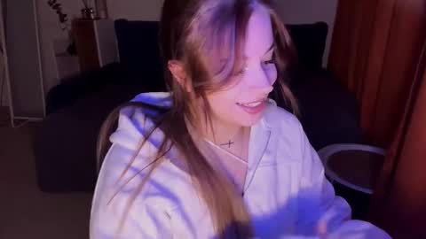 Janni online show from 10/24/25, 11:01