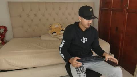 janomar01 online show from 03/04/26, 06:58