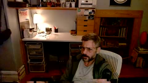 jareth_returns online show from 02/01/25, 04:24