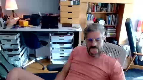 jareth_returns online show from 10/11/25, 04:49