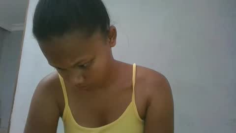 Snapshot of jarevava chatting on 12/21/25, 03:08 Jarevava online show from 12/21/25, 03:08