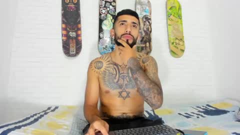Snapshot of jaryandnick_smith chatting on 06/04/26, 03:56 jaryandnick_smith online show from 06/04/26, 03:56