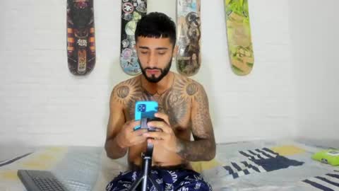 Snapshot of jaryandnick_smith chatting on 07/03/26, 04:08 jaryandnick_smith online show from 07/03/26, 04:08