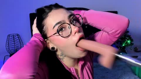 Snapshot of jas_miin chatting on 12/04/24, 02:09 Maria online show from 12/04/24, 02:09