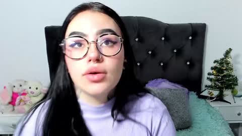 Snapshot of jas_miin chatting on 12/07/24, 05:04 Maria online show from 12/07/24, 05:04