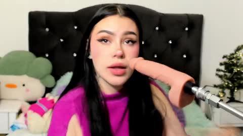 Snapshot of jas_miin chatting on 12/15/24, 02:41 Maria online show from 12/15/24, 02:41